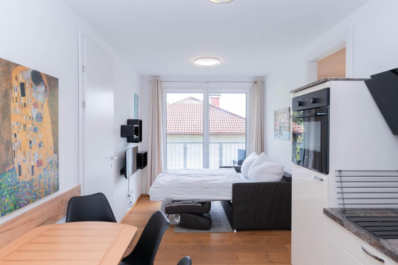 Modern Apartment With Private Balcony Near City Center Виена Екстериор снимка